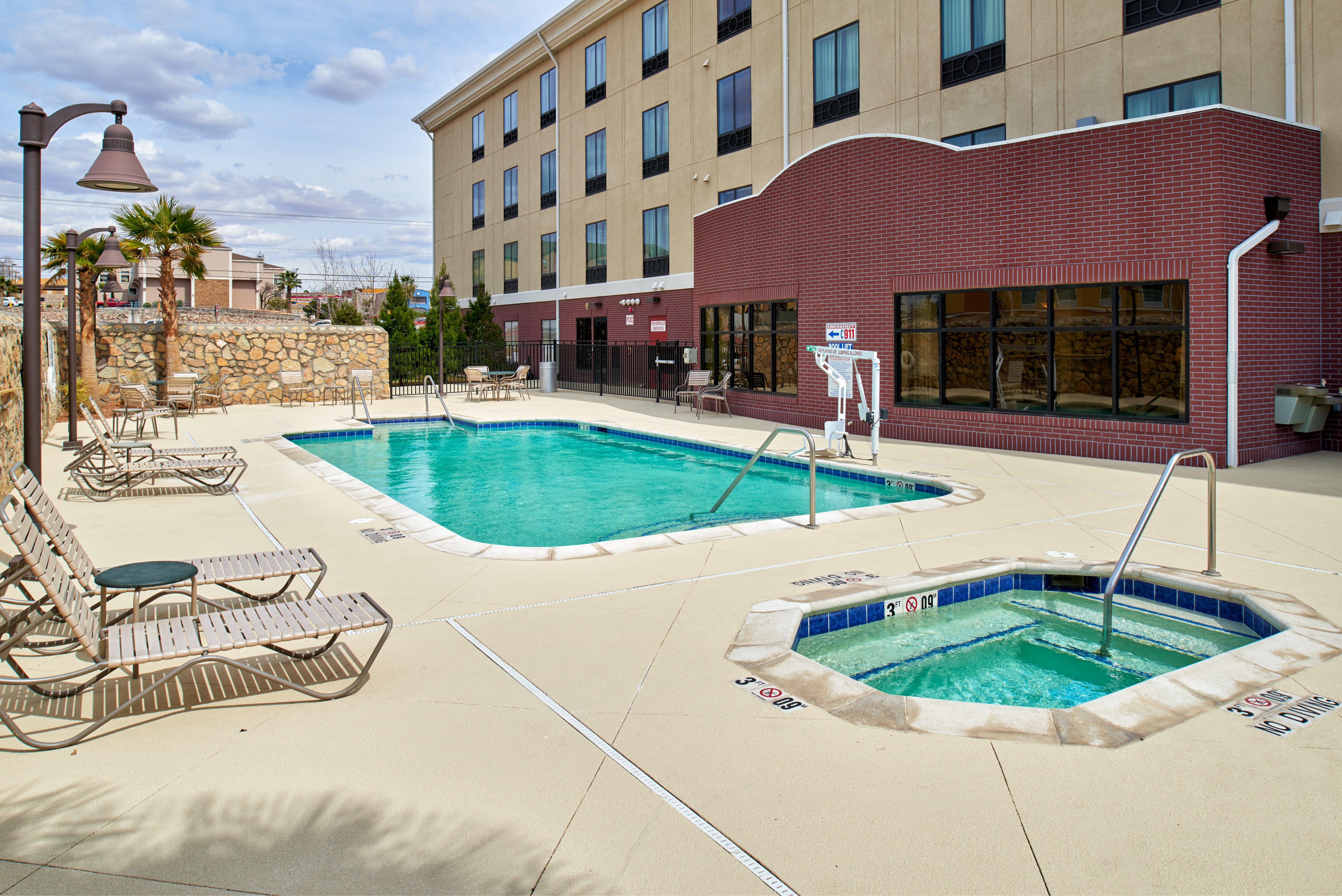 Holiday Inn Express & Suites El Paso Airport By Ihg Zewnętrze zdjęcie